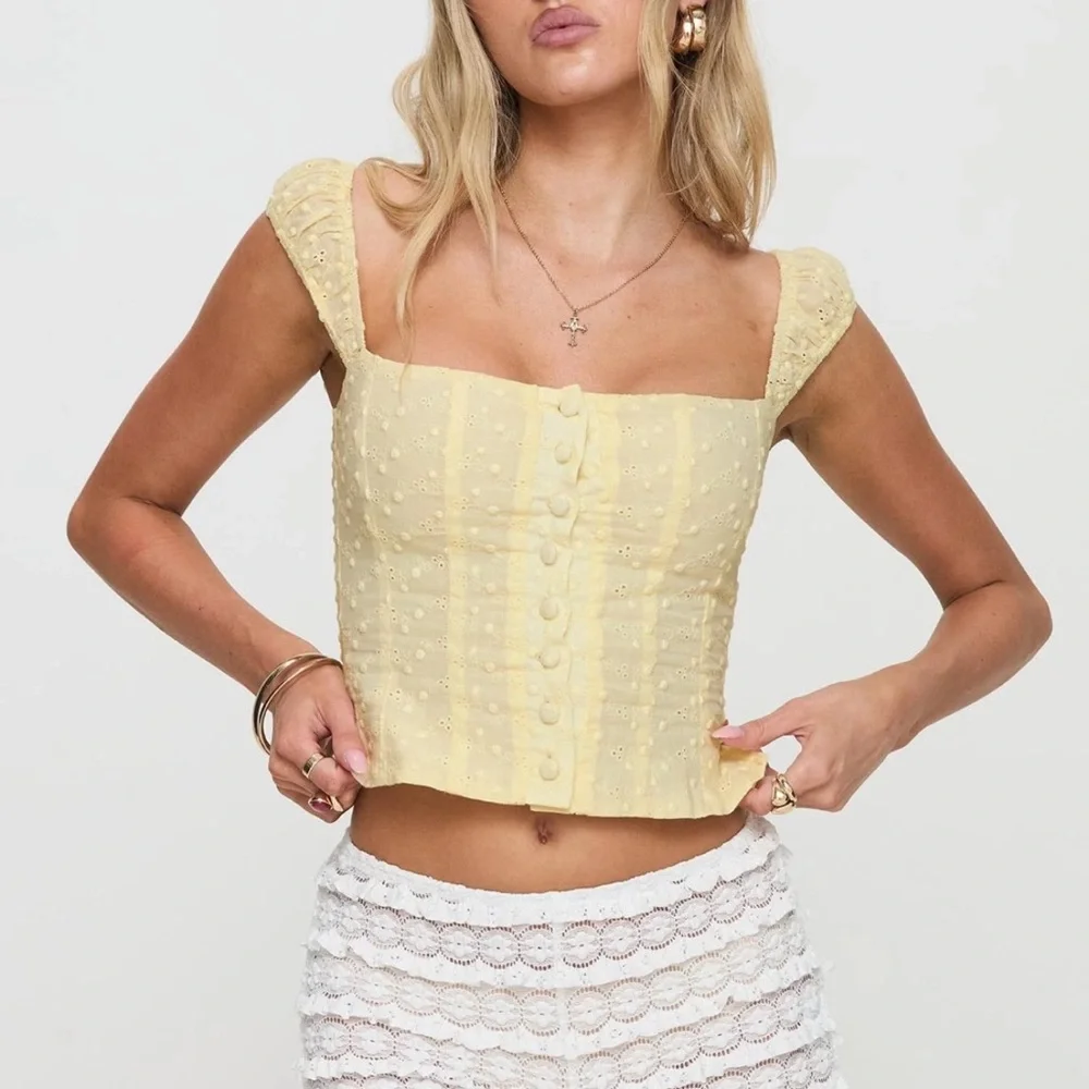 Jenalee Top Yellow - Picture 2 of 12